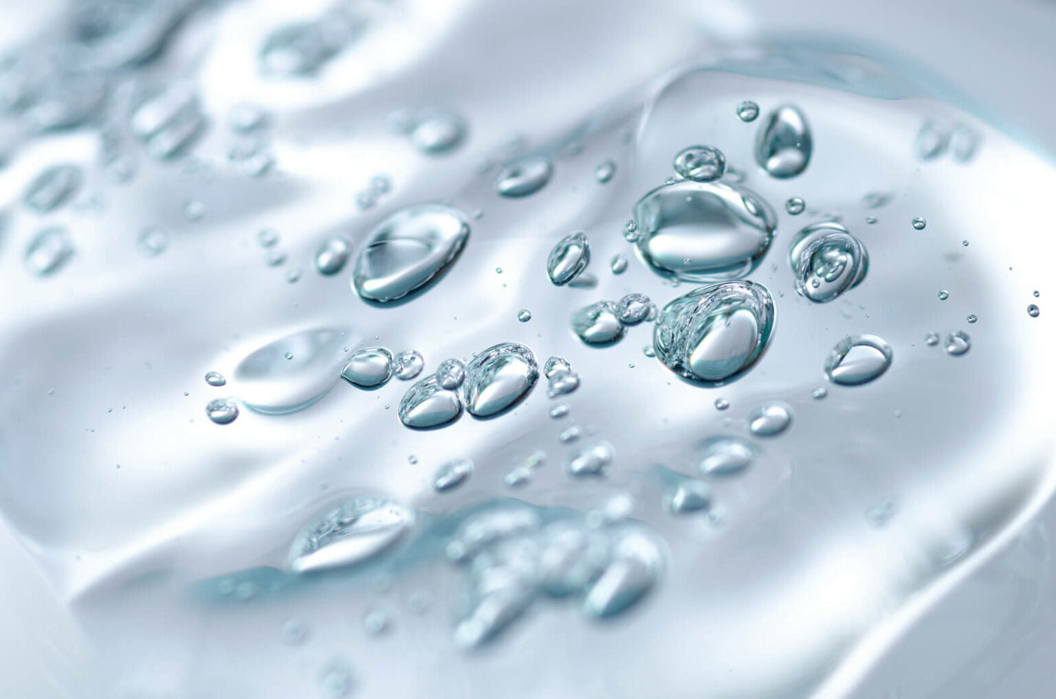 Understanding Hyaluronic Acid: The Key to Hydrated and Plump Skin